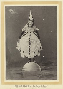 Frøken Rose Dearing, i The Man in the Moon