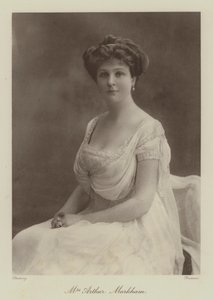 Fru Arthur Markham (s/h-foto) av English Photographer