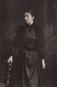Mrs Humphry Ward av English Photographer