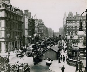 New Bridge Street, London av English Photographer