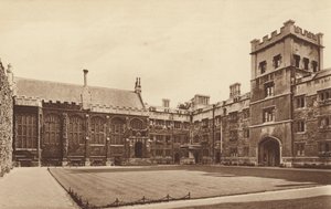 Oxford: Exeter College, The Quadrangle og Hall (s/h-bilde) av English Photographer
