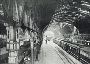 Paddington Station, generell utsikt over plattformene (s/hvitt-bilde) av English Photographer