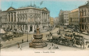 Piccadilly Circus, London av English Photographer