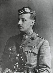 Portrett av kaptein Arthur Henderson VC, 2. bataljon Argyll og Sutherland Highlanders, 1915 av English Photographer