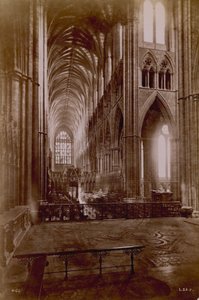 Postkort med et bilde av interiøret i Westminster Abbey av English Photographer