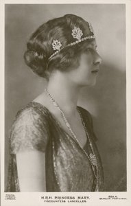 Prinsesse Mary, Viscountesse Lascelles (s/hvitt bilde) av English Photographer