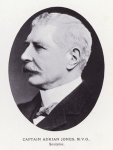 Prominent Men of London: Kaptein Adrian Jones (s/hv-bilde) av English Photographer