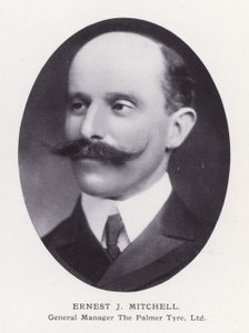 Prominente menn fra London: Ernest J Mitchell (s/hvitt-bilde) av English Photographer