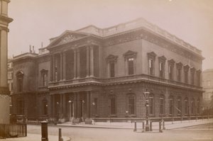 Senior United Service Club, London av English Photographer
