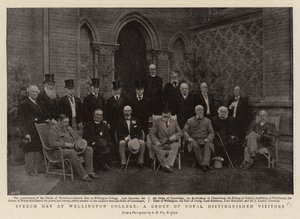 Taledag ved Wellington College, en gruppe av Royal Distinguished Visitors av English Photographer