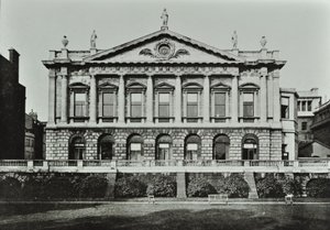 Spencer House, Saint Jamess Place, Westminster LB, 1895 av English Photographer