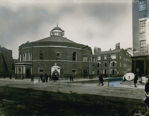 Surrey Chapel, Blackfriars Road, Southwark (Rowland Hills Chapel) av English Photographer