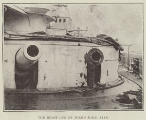 The Burst Gun ombord på HMS Ajax av English Photographer