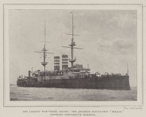 Det største krigsfartøyet flytende, det japanske slagskipet Mikasa kommer inn i Portsmouth havn av English Photographer