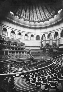 Royal Albert Hall, London, ca. 1880-tallet av English Photographer