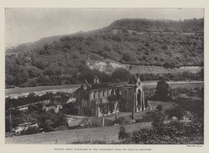 Tintern Abbey, kjøpt av regjeringen fra hertugen av Beaufort