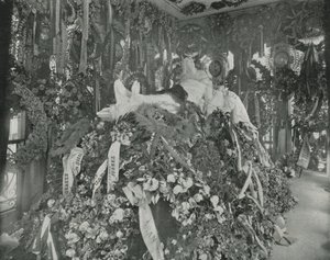 Juarez grav, San Fernando Cemetery, City of Mexico (s/hvitt bilde) av English Photographer