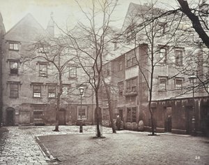 View of Barnards Inn, London, 1879 av English Photographer