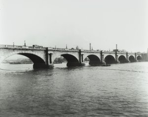 Waterloo Bridge: utsikt fra nordbredden, 1895 av English Photographer