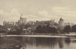 Windsor Castle, utsikt fra elven (s/h-bilde) av English Photographer