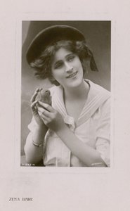 Zena Dare av English Photographer
