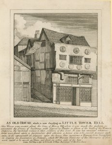 Ein altes Haus, das noch auf dem Little Tower Hill, London, steht
