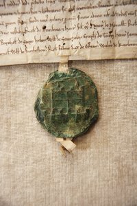 Gammelt segl med et bilde av originalt slott, laget for William de Albini IV, ca. 1267 (papir og voks) av English School