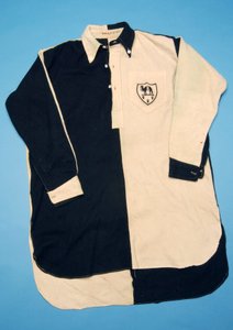 Svart og hvit fotballskjorte, 1930-tallet (bomull) av English School