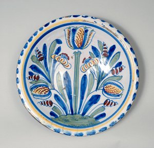 Dish, 1675-1725 av English School