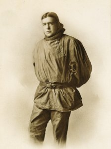 Ernest Shackleton (s/hvitt bilde) av English School