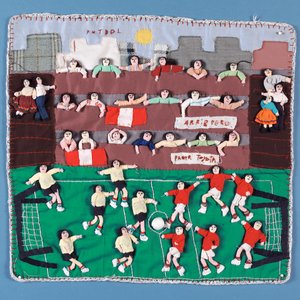 Stoffcollage av en fotballkamp i Peru (tekstil) av English School