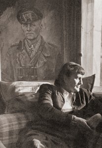 Fru Rommel av English School