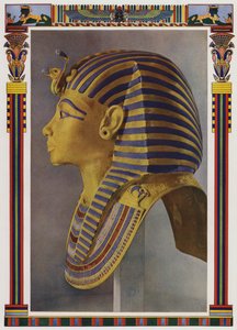 Gullportrettmaske fra mumien til Tutankhamon, oppdaget i faraoens grav av Howard Carter i 1922 (fargelitografi) av English School