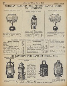 Side fra Army and Navy Stores Catalogue av English School