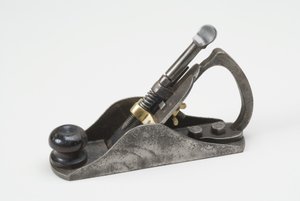 Glatteplan, 1880-tallet (støpejern, messing og palisander)