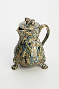 Staffordshire solid agateware-effektmugge, ca. 1760-70 (blyglasert lertøy)