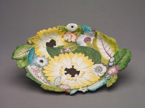 Stativ, Chelsea Porselensfabrikk, ca. 1755 av English School