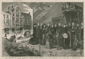 Prinsessen av Wales mottar vesker etter å ha åpnet det nye Working Lads Institute på Whitechapel av English School