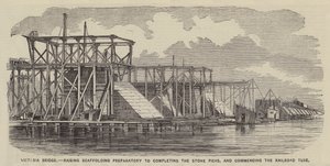 Victoria Bridge, forberedelse til oppføring av stillas for å ferdigstille steinpilarene og påbegynning av jernbanerøret (gravering) av English School