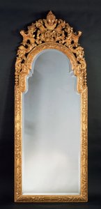 William og Mary bryggeglass (forgylt gesso) av English School