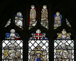 Vindu w8 som viser St John, St John the Baptist, St Andrew og St Peter av English School