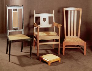 Arts and Crafts stoler, ca. 1896-1925