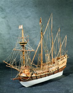 Rigget modell av en portugisisk karavel fra ca. 1535 (tre) (se også 260974)