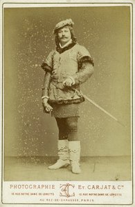 René Didier i rollen som Phébus
