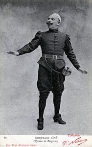 Constant Coquelin aka som Coquelin aîné (1841 - 1909) i drakten til Cyrano de Bergerac (s/hv-bilde)