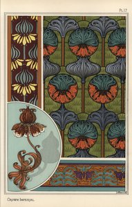 Keiserkroneblomst, Fritillaria imperialis, i tapet- og stoffmønstre, og som design for en smijernslampe av Eugene Grasset