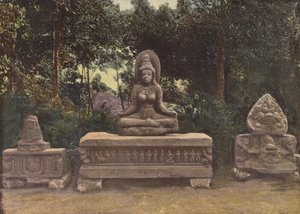 Bas-relieff og statue av gudinnen Uma av European Photographer