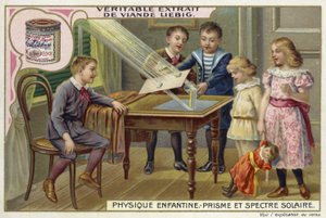 Bruke et prisme for å demonstrere spekteret av sollys av European School