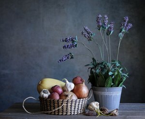 Høst i et rustikt kjøkken