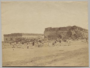 Generalmajor Sir Hugh Wheelers Entrenchment ved Cawnpore av Felice A. Beato